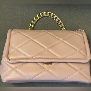 Medium cross body purse